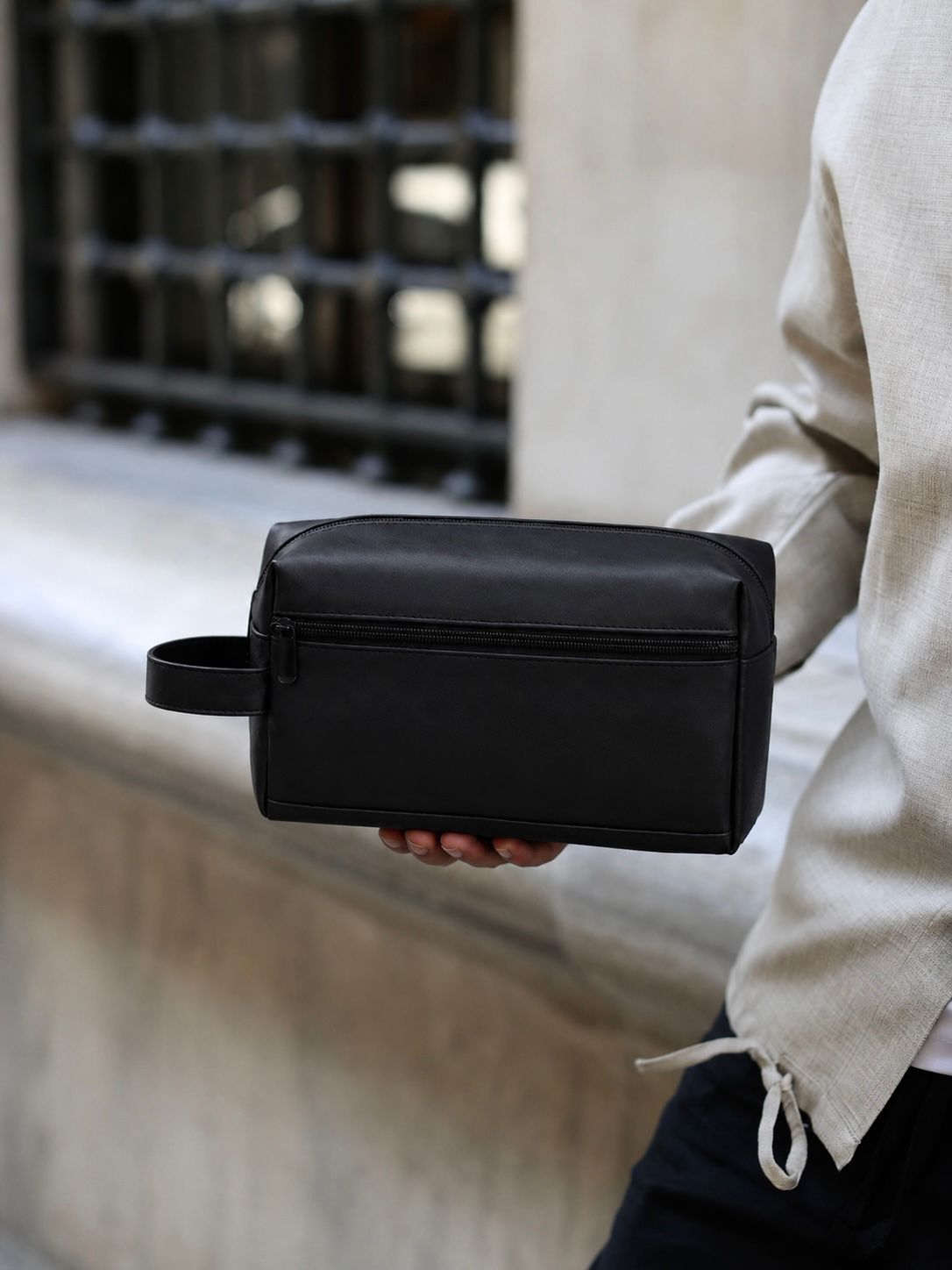 Bolso de Mano Clásico - Black