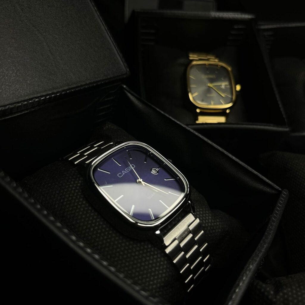 Reloj Casio Quartz | Azul y plateado