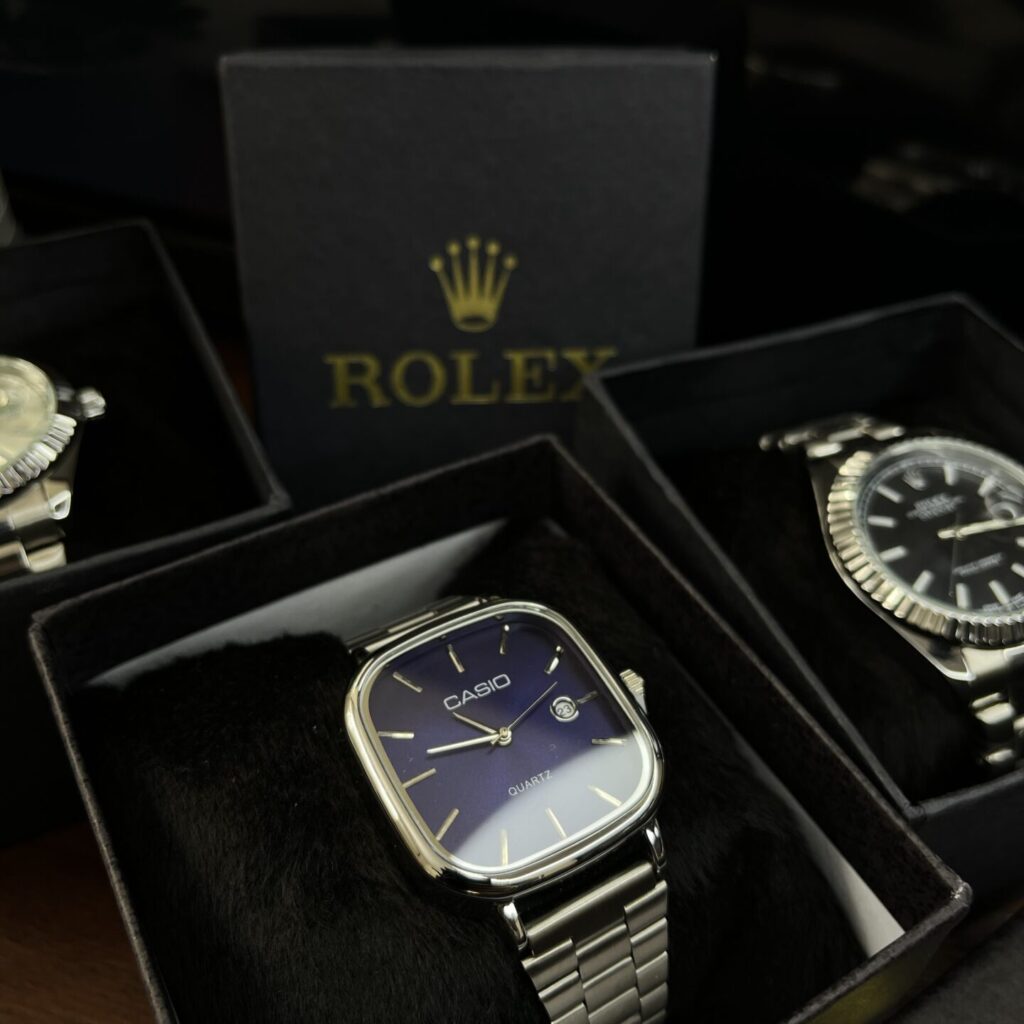 Reloj Casio Quartz Azul y plateado IVA INC