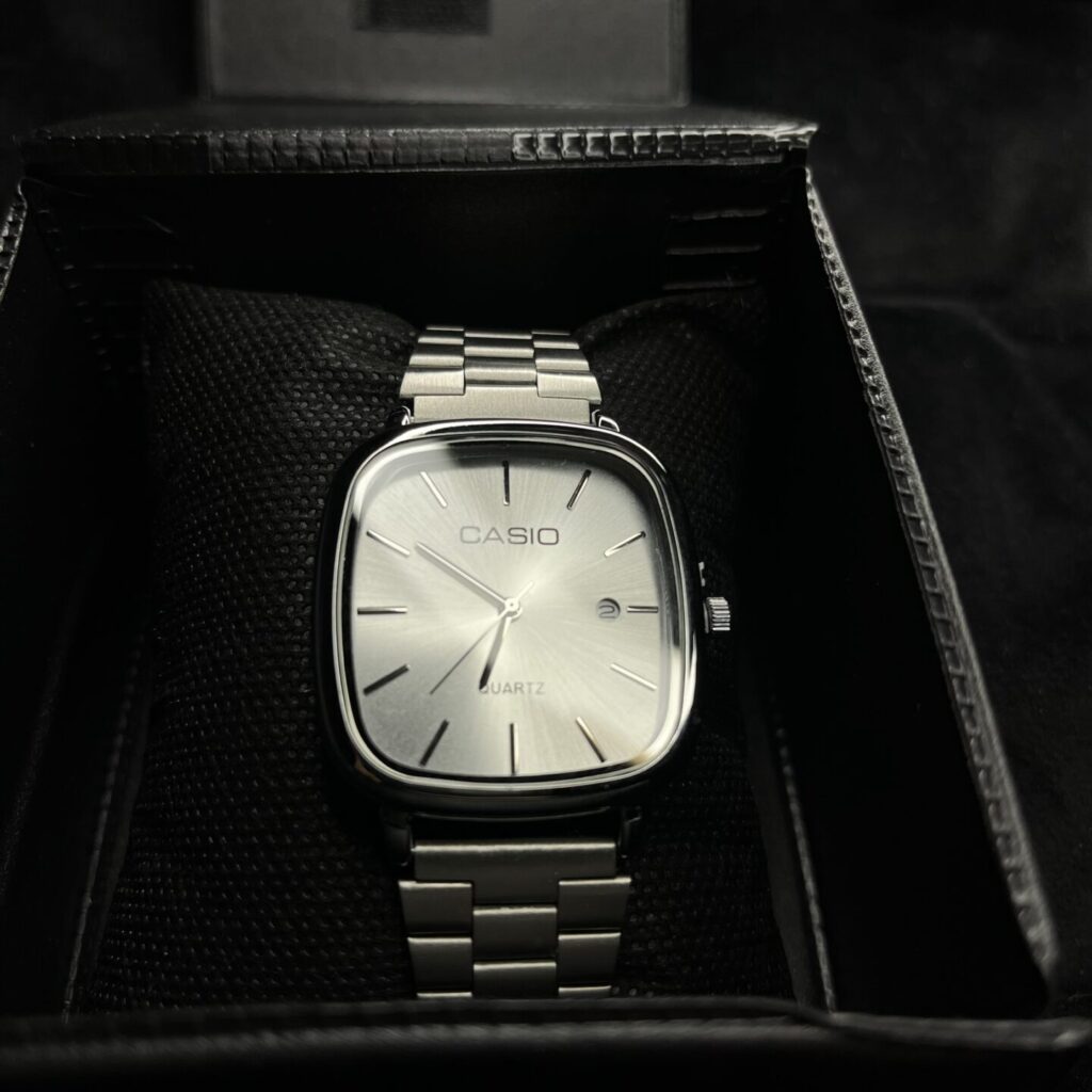 Reloj Casio Quartz  PREMIUM IVA INC